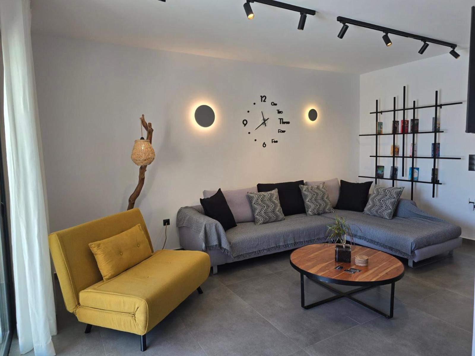 Nemesis Luxury Villas Apolpaina ภายนอก รูปภาพ